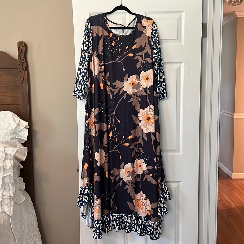 Nuggles Kayla Dress. Tropical Leopard. NWT
